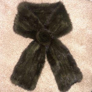 Mink Rosette Scarf / Muffler - Olive Green - NWOT